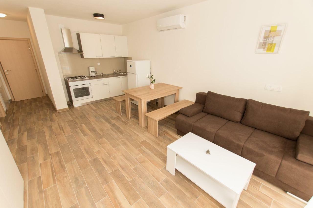 Apartments Matanovi Dvori Makarska Dış mekan fotoğraf