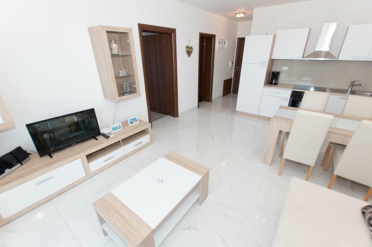 Apartments Matanovi Dvori Makarska Dış mekan fotoğraf